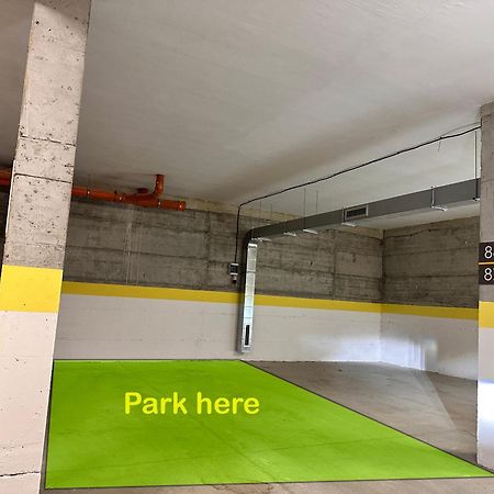 New Modern & Cozy Apartment With Free Private Parking And Ev Charging Station Várna Kültér fotó