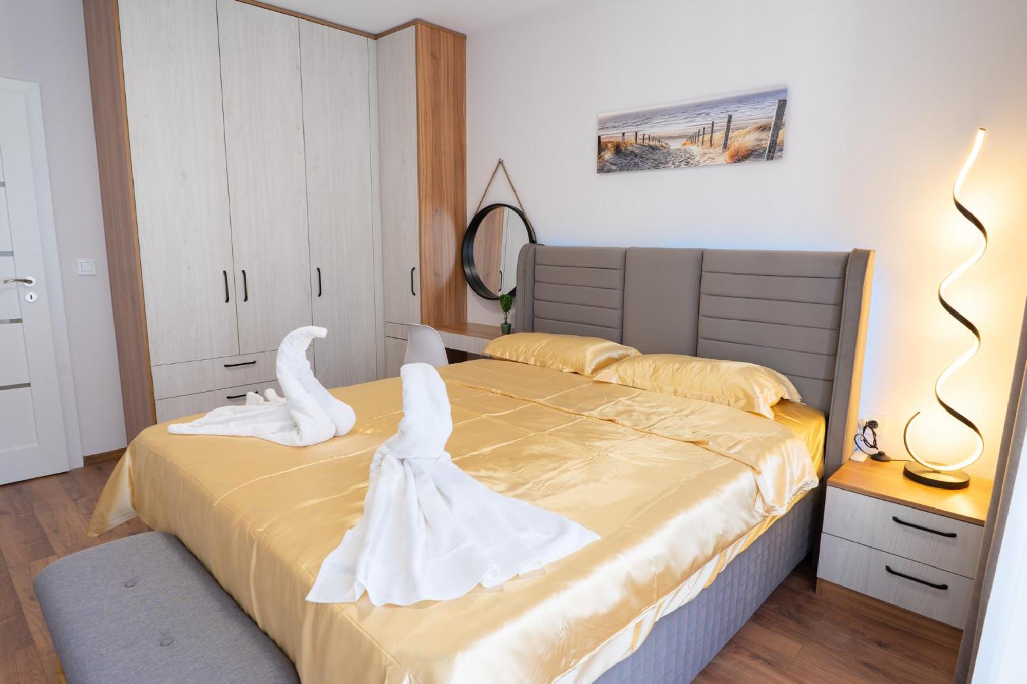 New Modern & Cozy Apartment With Free Private Parking And Ev Charging Station Várna Kültér fotó