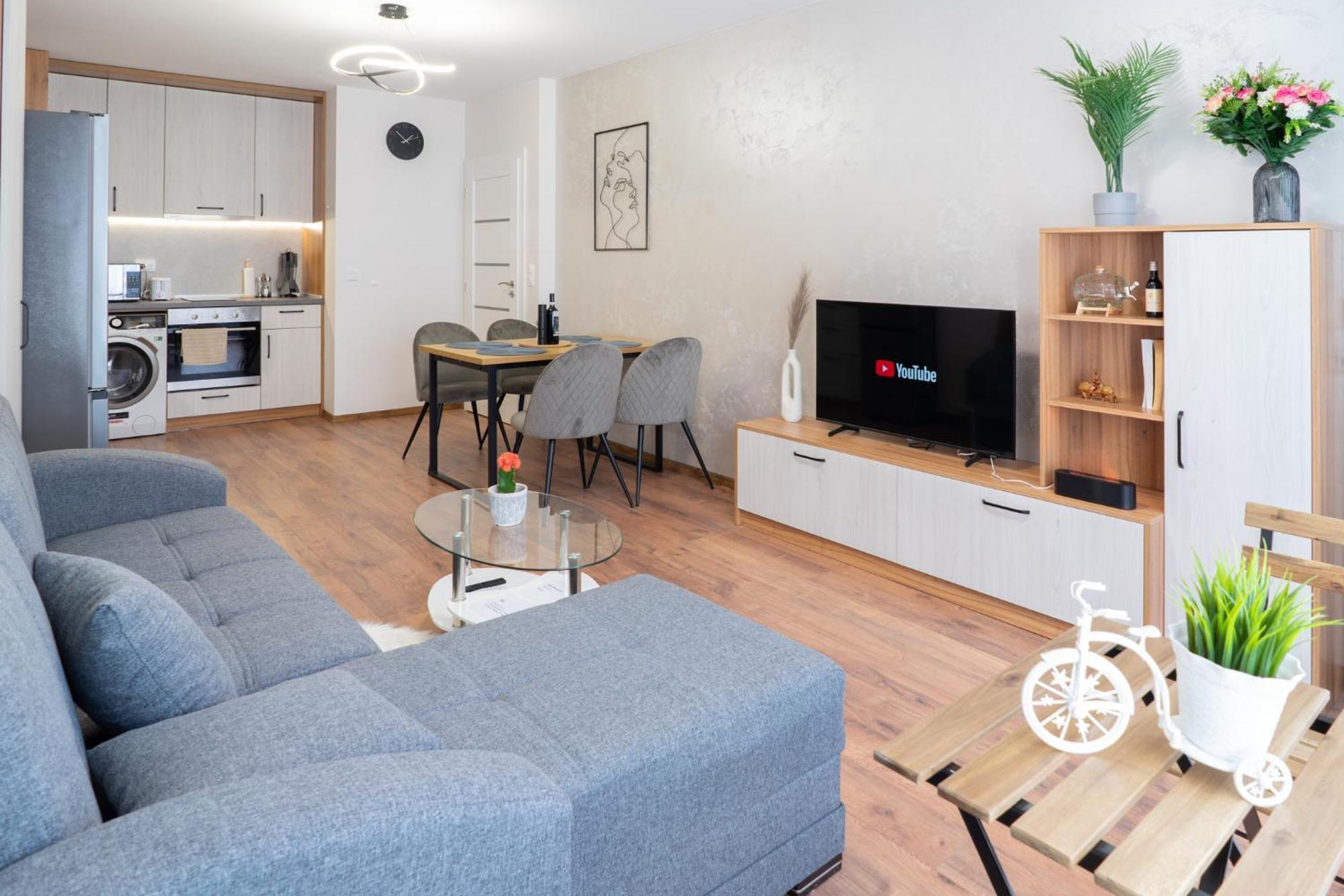 New Modern & Cozy Apartment With Free Private Parking And Ev Charging Station Várna Kültér fotó